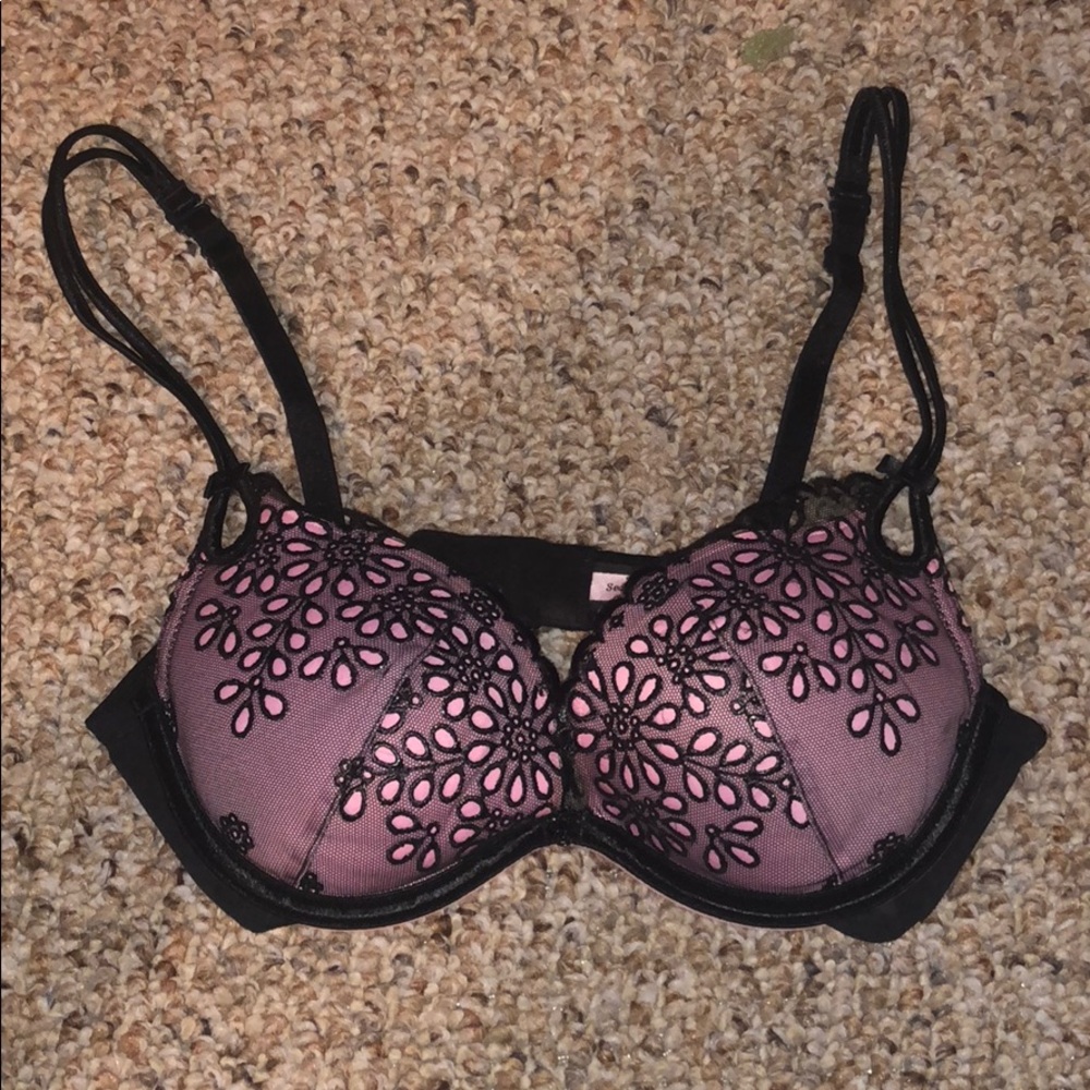 Victoria secret 32B sexy little things bra nwot
